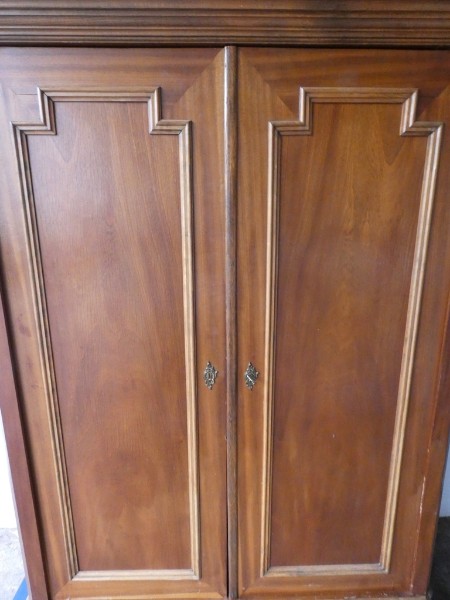 A 7632 Louis Philippe 1900 Wardrobe 2 Doors 1 250