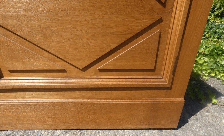 A 8530 - Cabinet one door 1900 oak