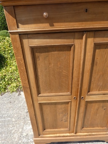 A 8531 - Louis Philippe cabinet oak 19th century