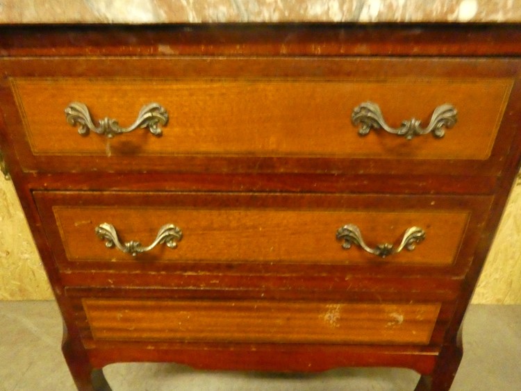 A 8535 - Louis XV small commode 1900 marble top 2 drawers