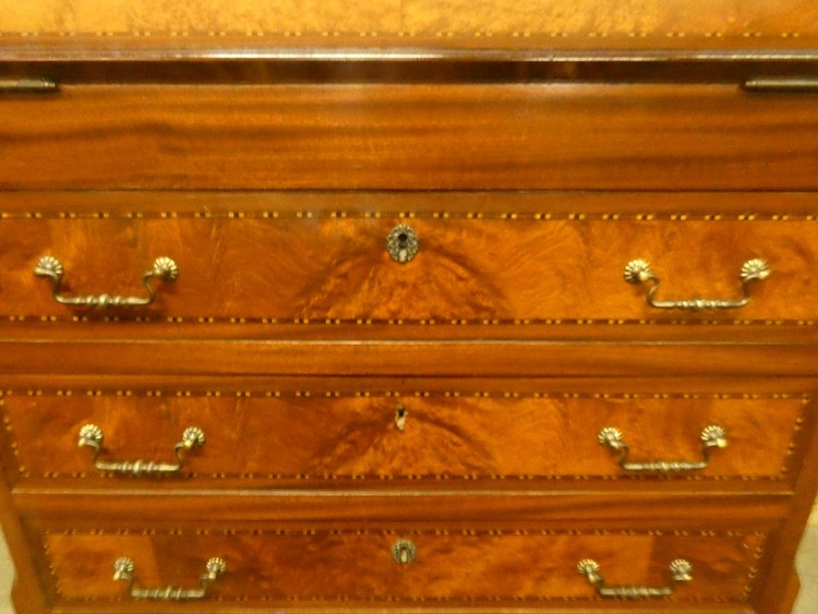 A 8537 - Louis XV secretaire