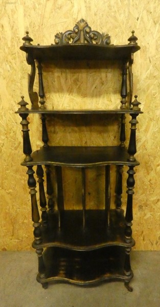 A 8542 - Napoleon III music stand