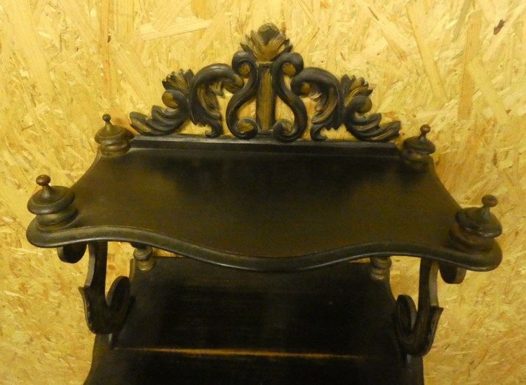 A 8542 - Napoleon III music stand