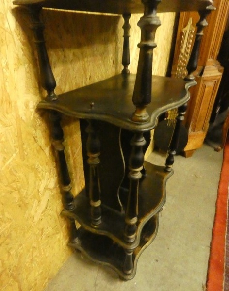 A 8542 - Napoleon III music stand