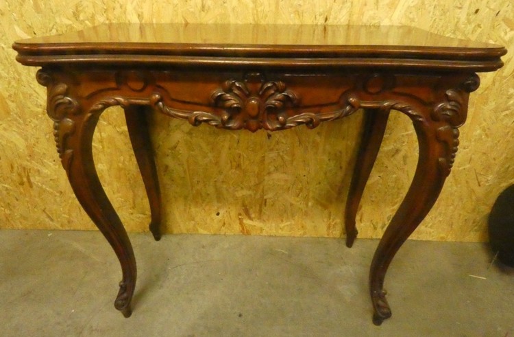 A 8544 - Louis Philippe playing table