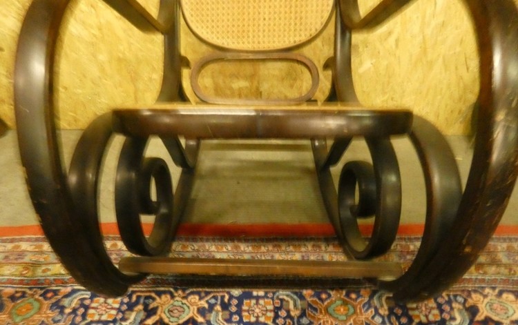 A 8546 - Rocking Chair caned 1900