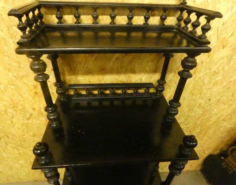 A 8550 - Napoleon III Music Stand