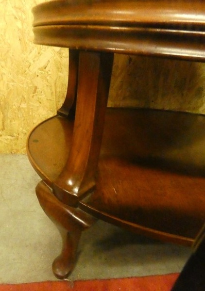 A 8551 - Trey oval coffeetable 19th century