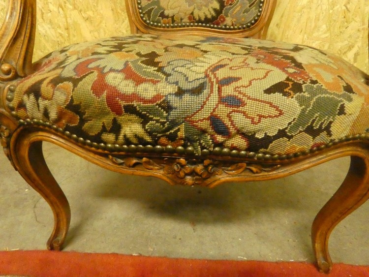 A 8557 - Needlepoint armchair Louis XV