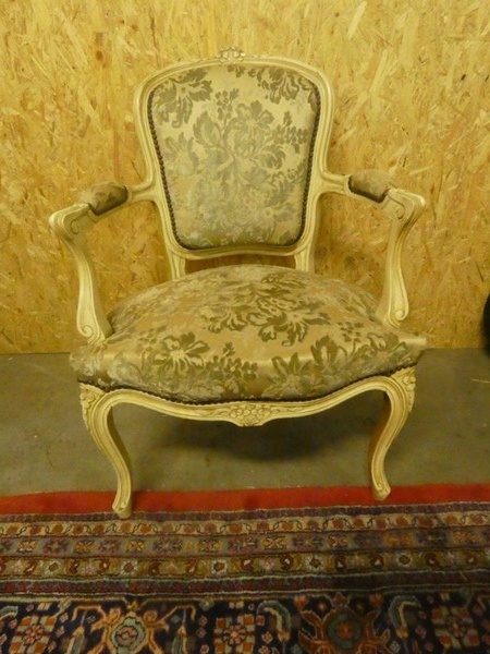 A 8558 - Pair Louis XV armchairs patined