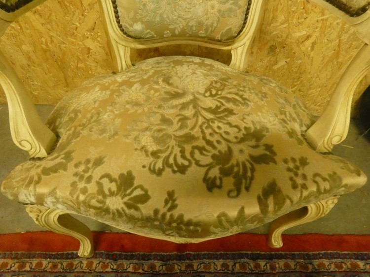 A 8558 - Pair Louis XV armchairs patined