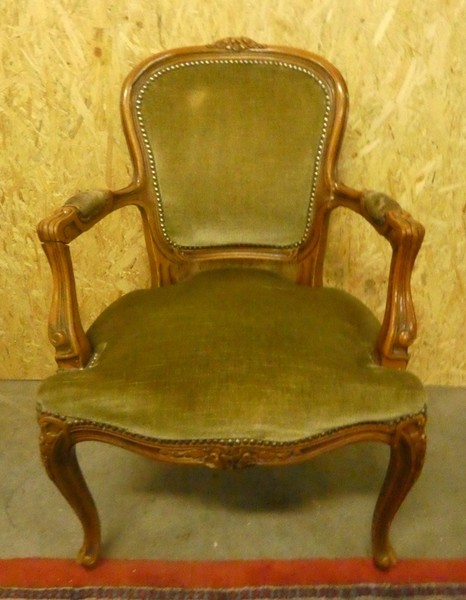 A 8570 - Louis XV armchair