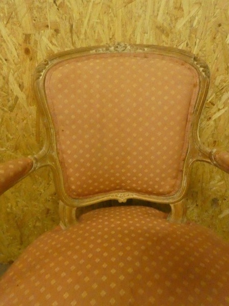 A 8573 - Louis XV armchair patined