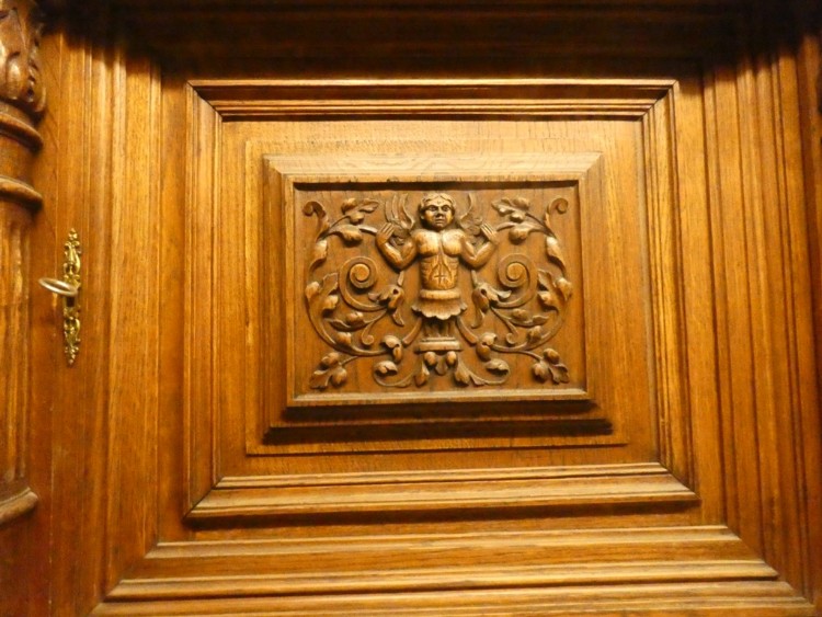 C 815 - Renaissance Cabinet