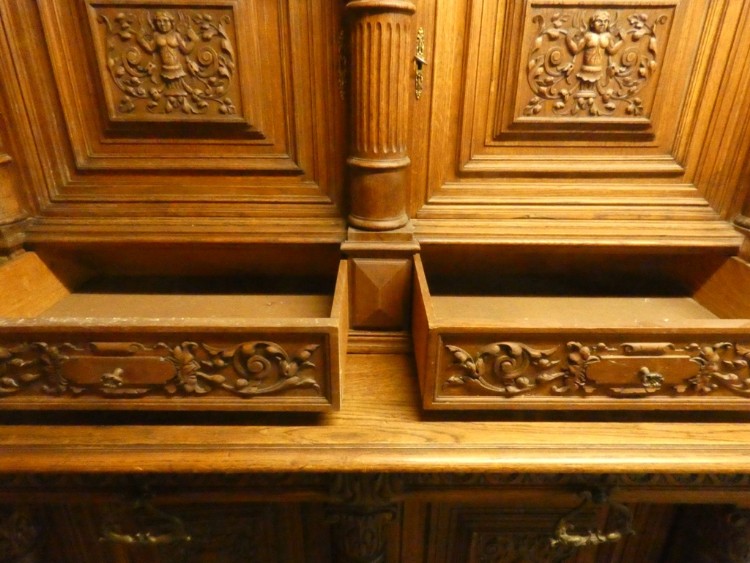 C 815 - Renaissance Cabinet