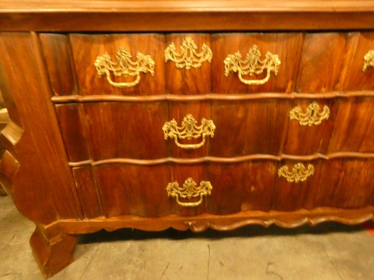 C 834 - Dutch Cabinet