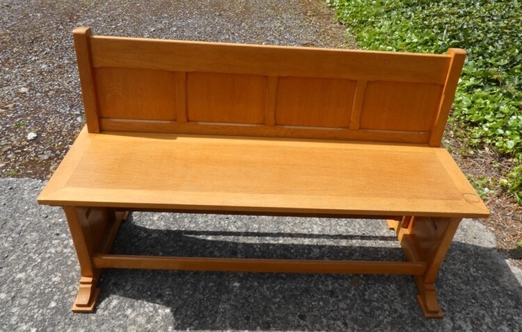 D 387 Court Set 7 benches Juge Chair Counter 2 loyers benches 2 chairs